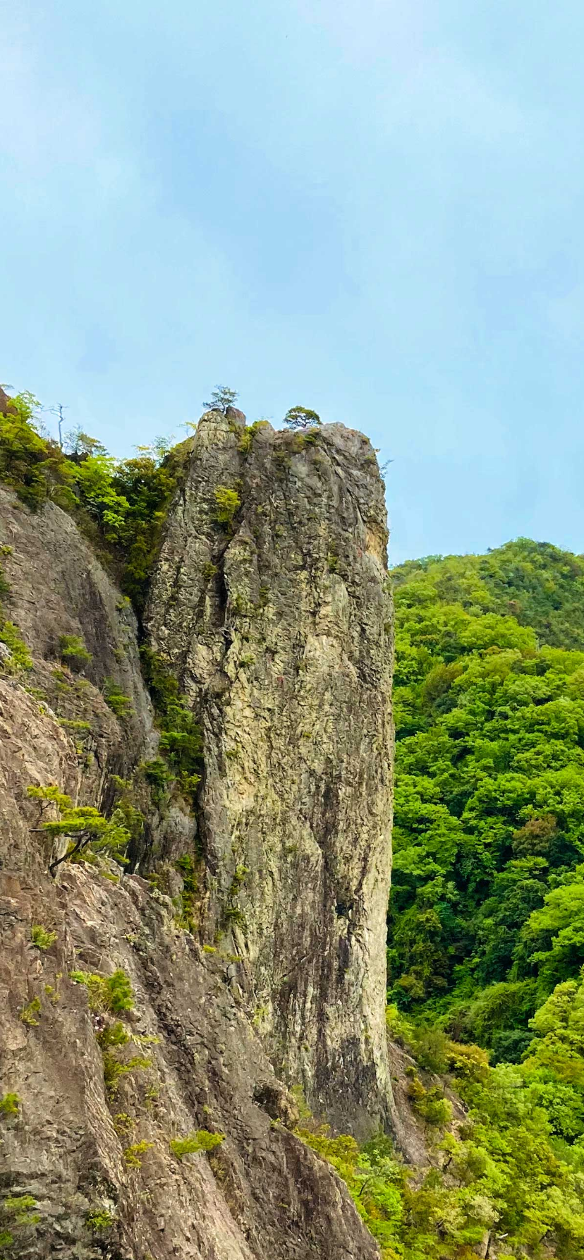 百丈岩